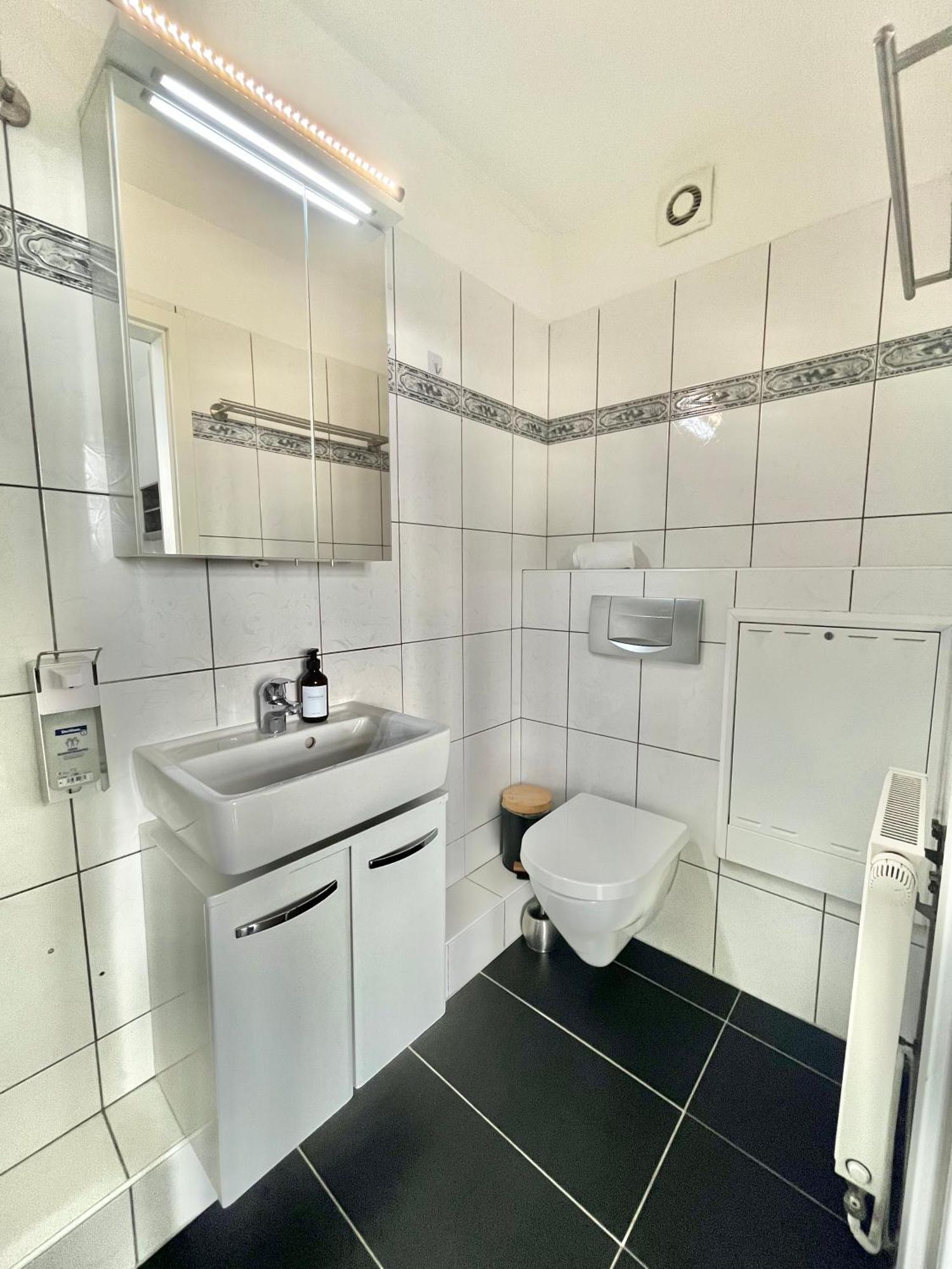 Guesthouse Bielefeld - Brake Zewnętrze zdjęcie